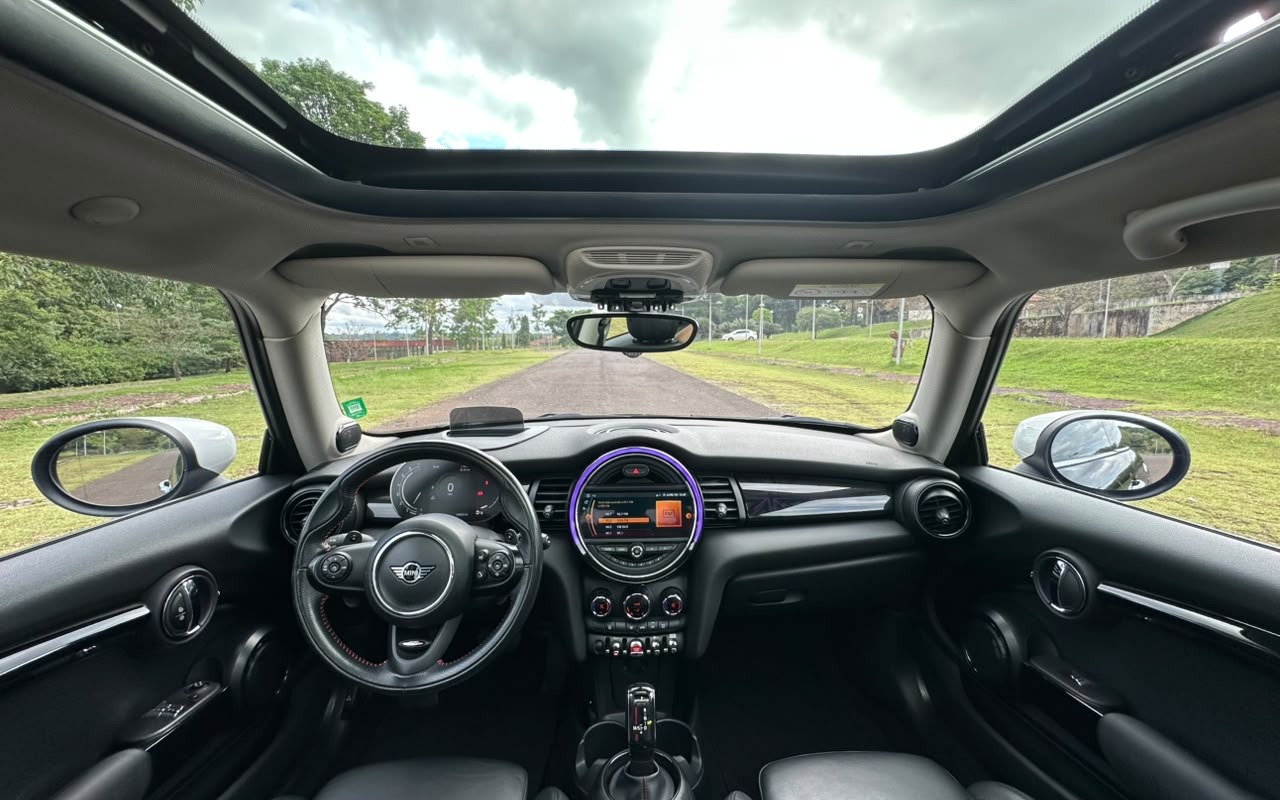 imagem-https://www.socarrao.com.br/sc-vehicle-images-prod/4371539/1792160345014-V2hhdHNBcHAgSW1hZ2UgMjAyNi0xMC0xNiBhdCAxMC4xNC40OSAoMikuanBlZw.jpeg