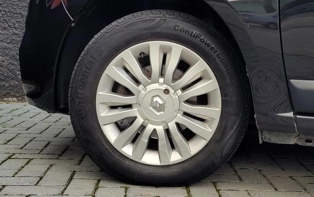 imagem-https://www.socarrao.com.br/sc-vehicle-images-prod/4371556/1792160465045-8576699_9_B_7831f6120c.jpeg