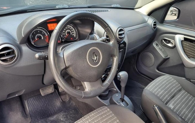 imagem-https://www.socarrao.com.br/sc-vehicle-images-prod/4371556/1792160465052-8576699_9_B_d5b427c8a8.jpeg