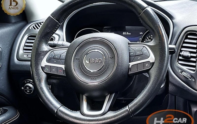 imagem-https://www.socarrao.com.br/sc-vehicle-images-prod/4371570/1792528094264-8523324_7_B_9e8a05025a.jpeg