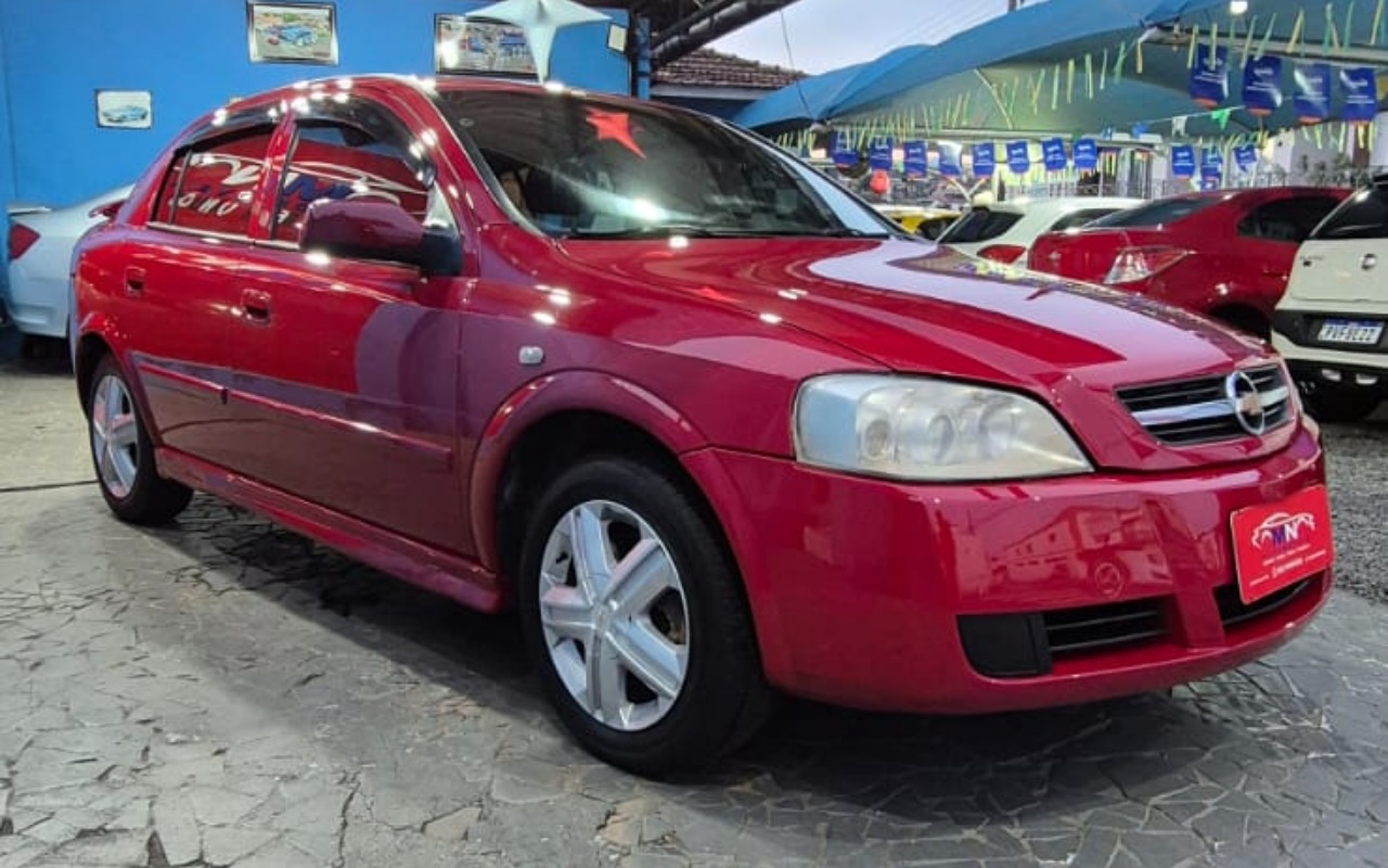 Chevrolet Astra 2008 Vermelho — foto 1 de 3