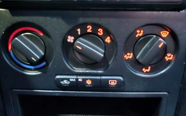 imagem-https://www.socarrao.com.br/sc-vehicle-images-prod/4371572/1792160677742-V2hhdHNBcHAgSW1hZ2UgMjAyNi0xMC0xNSBhdCAxOS41NS4yMyAoMSkuanBlZw.jpeg