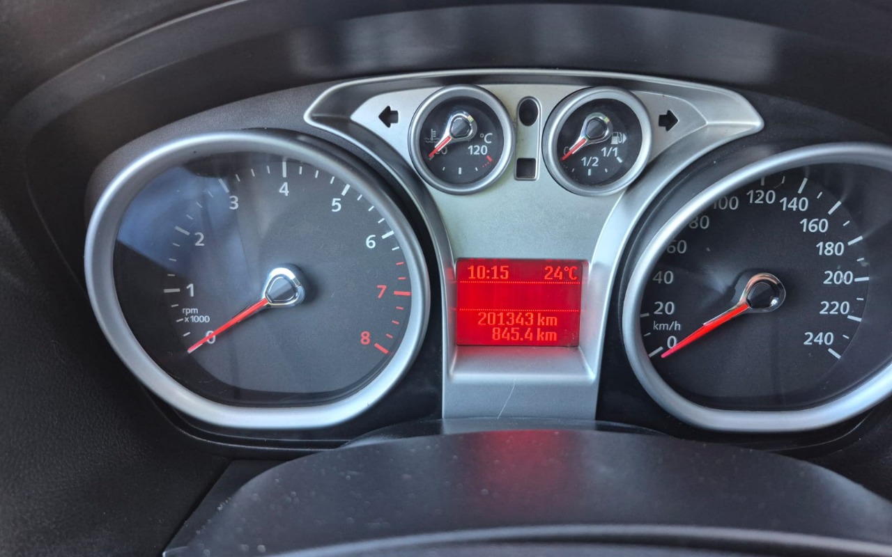 imagem-https://www.socarrao.com.br/sc-vehicle-images-prod/4371633/1792161076685-V2hhdHNBcHAgSW1hZ2UgMjAyNi0xMC0xNSBhdCAyMC40NS41MiAoMikuanBlZw.jpeg