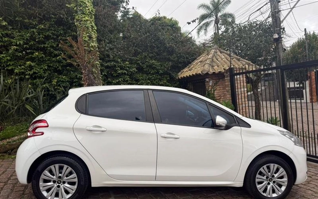 imagem-https://www.socarrao.com.br/sc-vehicle-images-prod/4371666/1792161289367-8408020_3_B_3f7bec16ae.jpeg