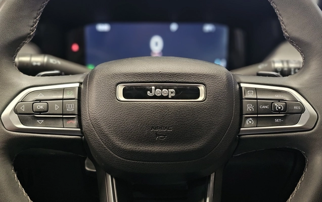 imagem-https://www.socarrao.com.br/sc-vehicle-images-prod/4371701/1792161673926-1_060726.jpg