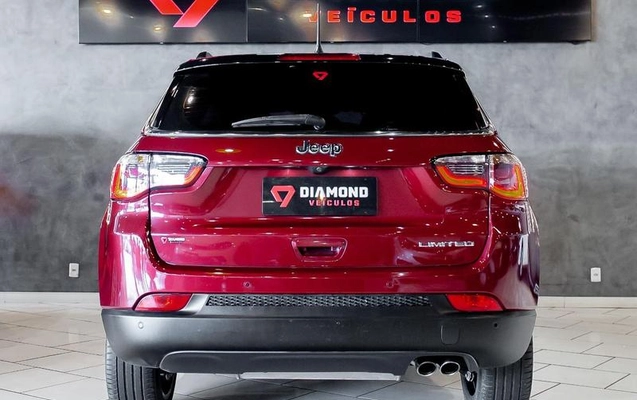 imagem-https://www.socarrao.com.br/sc-vehicle-images-prod/4371705/1792161709278-8565631_10_B_7d7db425dc.jpeg