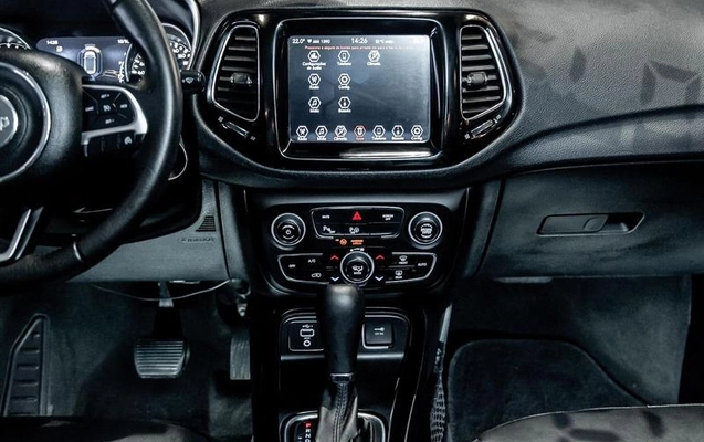 imagem-https://www.socarrao.com.br/sc-vehicle-images-prod/4371705/1792161709297-8565631_10_B_93477dbf24.jpeg