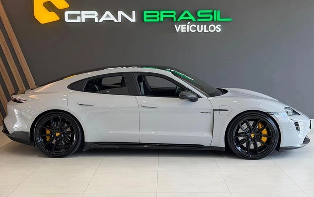 imagem-https://www.socarrao.com.br/sc-vehicle-images-prod/4371756/1792182013493-8577291_0_B_e41fceafcc.jpeg