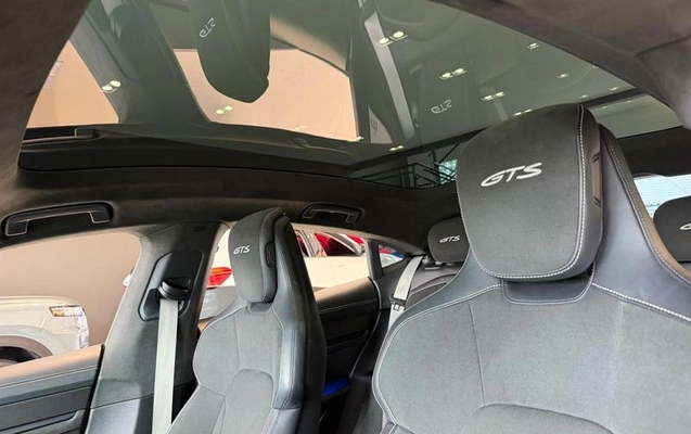 imagem-https://www.socarrao.com.br/sc-vehicle-images-prod/4371756/1792182013507-8577291_12_B_65a85bc1b3.jpeg