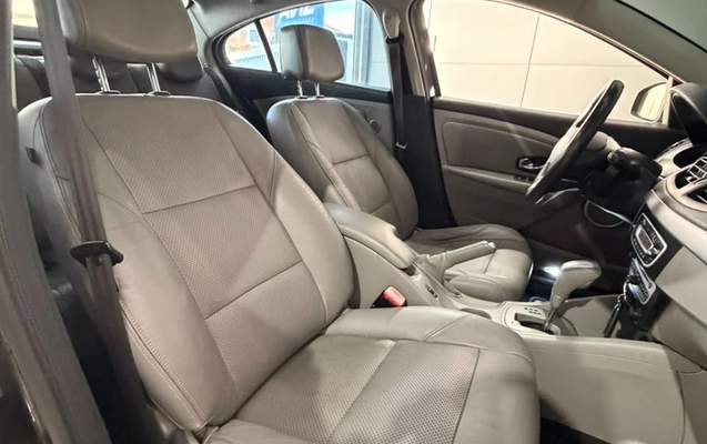 imagem-https://www.socarrao.com.br/sc-vehicle-images-prod/4371765/1792161934880-003_37be00fb6a56b8fda8de66b8f844c212.jpg
