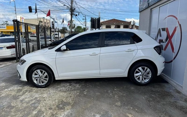 imagem-https://www.socarrao.com.br/sc-vehicle-images-prod/4371787/1792162075075-8577122_12_B_74018c9e0a.jpeg