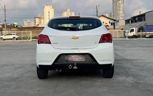 imagem-https://www.socarrao.com.br/sc-vehicle-images-prod/4371790/1792162096324-V2hhdHNBcHAgSW1hZ2UgMjAyNi0xMC0xNiBhdCAxMS4zMy4zNyAoMykuanBlZw.jpeg