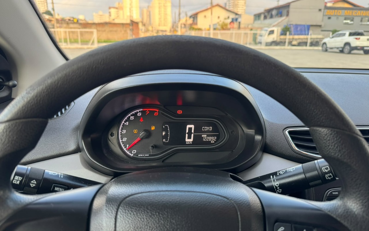 imagem-https://www.socarrao.com.br/sc-vehicle-images-prod/4371790/1792162097126-V2hhdHNBcHAgSW1hZ2UgMjAyNi0xMC0xNiBhdCAxMS4zMy4zOCAoMykuanBlZw.jpeg