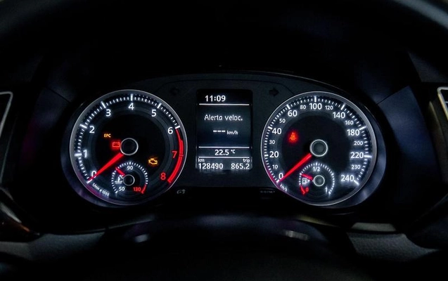 imagem-https://www.socarrao.com.br/sc-vehicle-images-prod/4371812/1792247802441-8558089_21_B_8012a7b43a.jpeg