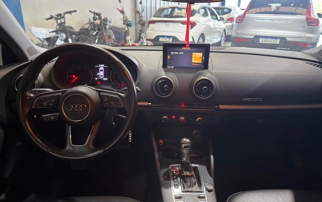 imagem-https://www.socarrao.com.br/sc-vehicle-images-prod/4371816/1792179214520-8577322_10_B_2577c4842d.jpeg