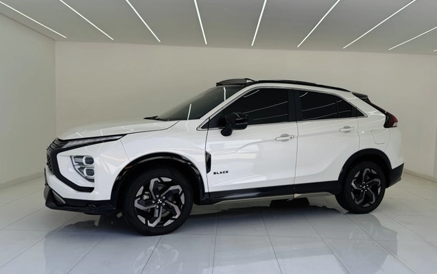 imagem-https://www.socarrao.com.br/sc-vehicle-images-prod/4371837/1792162682747-vehicle_image_1792161395_f557118b928c5e80e835c91c43107eb0.jpeg