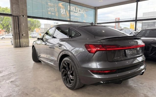 imagem-https://www.socarrao.com.br/sc-vehicle-images-prod/4371897/1792163054878-d97e0a0a982e419392838fef4b9fc224_1792163014070.jpg