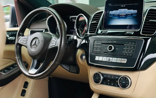 imagem-https://www.socarrao.com.br/sc-vehicle-images-prod/4371956/1792163607306-gb-94e3496.jpeg