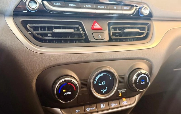 imagem-https://www.socarrao.com.br/sc-vehicle-images-prod/4372026/1792434586032-8569073_13_B_fd27597b11.jpeg