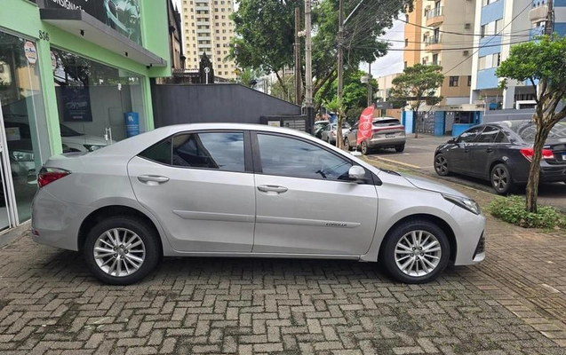 imagem-https://www.socarrao.com.br/sc-vehicle-images-prod/4372032/1792164296558-8577482_9_B_074949d3d2.jpeg