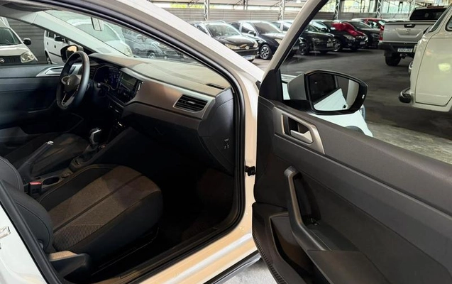 imagem-https://www.socarrao.com.br/sc-vehicle-images-prod/4372035/1792675510505-8577526_1_B_50f422790c.jpeg