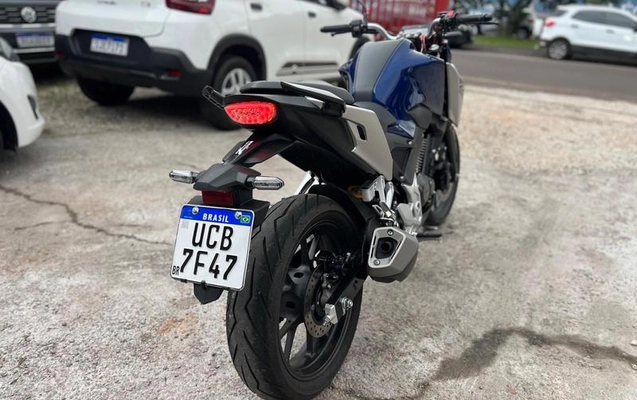 imagem-https://www.socarrao.com.br/sc-vehicle-images-prod/4372135/1792409400571-8577586_5_B_40f28fbb94.jpeg