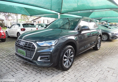Audi Q5 2022 Cinza — foto 1 de 3