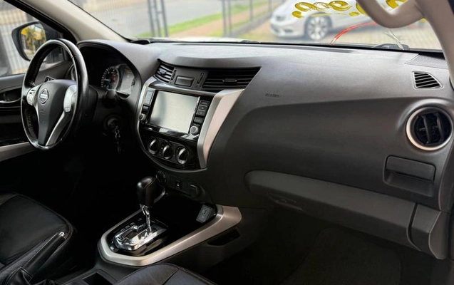 imagem-https://www.socarrao.com.br/sc-vehicle-images-prod/4372217/1792682989453-8577569_17_B_76df93f88b.jpeg