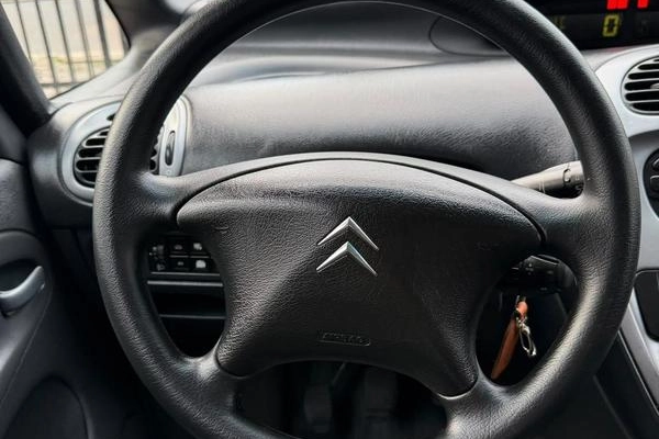 imagem-https://www.socarrao.com.br/sc-vehicle-images-prod/4372218/1792166057328-8577632_0_B_614a2c8d40.jpeg