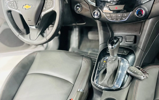 imagem-https://www.socarrao.com.br/sc-vehicle-images-prod/4372308/1792166892740-003_2f99d374b1bd2aaf48a19288c19e154d.jpg