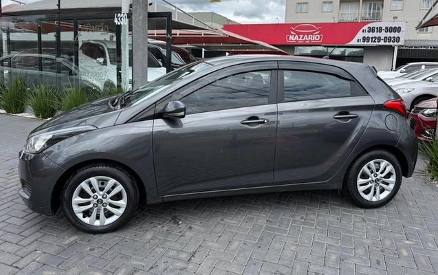 imagem-https://www.socarrao.com.br/sc-vehicle-images-prod/4372313/1792167095176-8571983_2_B_67bf8459d9.jpeg
