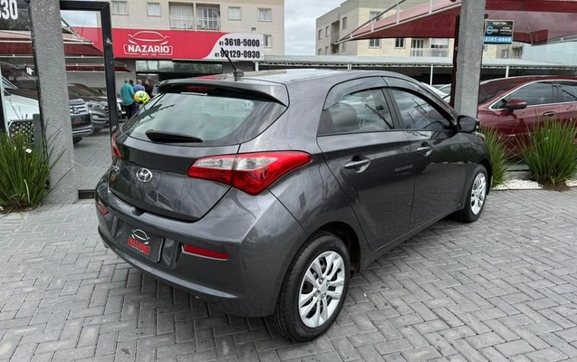 imagem-https://www.socarrao.com.br/sc-vehicle-images-prod/4372313/1792167095178-8571983_8_B_355f6414f5.jpeg