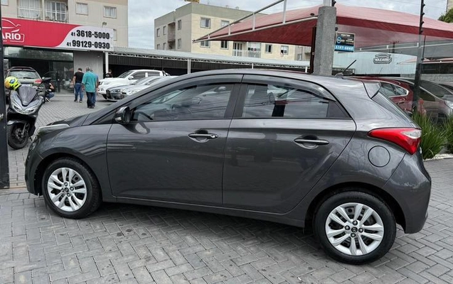 imagem-https://www.socarrao.com.br/sc-vehicle-images-prod/4372313/1792167095180-8571983_12_B_3f09695dca.jpeg