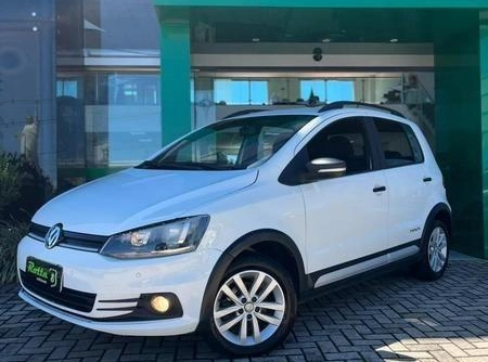 Volkswagen Fox 2018 Branco — foto 1 de 3