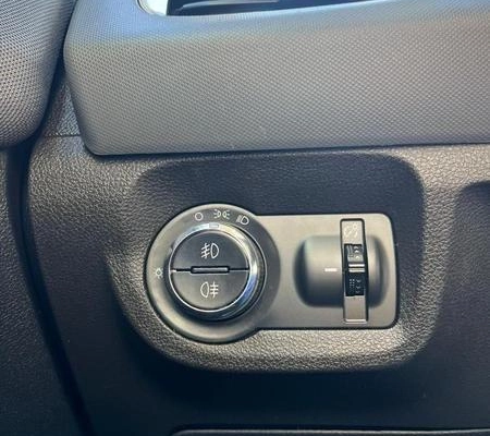imagem-https://www.socarrao.com.br/sc-vehicle-images-prod/4372321/1792167157113-8574568_2_B_64b7e9ad2d.jpeg