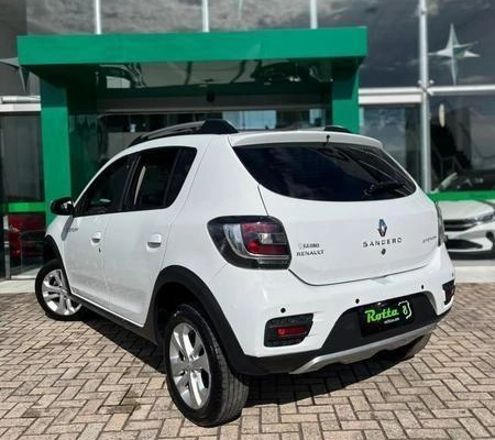 imagem-https://www.socarrao.com.br/sc-vehicle-images-prod/4372322/1792167158137-8574587_11_B_b8d84e55ee.jpeg