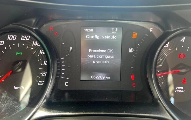 imagem-https://www.socarrao.com.br/sc-vehicle-images-prod/4372331/1792248186644-8574772_9_B_18eef51d85.jpeg