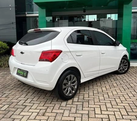 imagem-https://www.socarrao.com.br/sc-vehicle-images-prod/4372344/1792167178670-8574941_6_B_a2bcb18508.jpeg