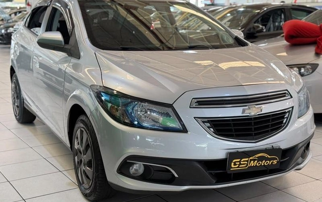 imagem-https://www.socarrao.com.br/sc-vehicle-images-prod/4372420/1792167469643-8573530_1_B_8e777a933e.jpeg