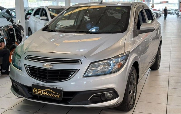 imagem-https://www.socarrao.com.br/sc-vehicle-images-prod/4372420/1792167469646-8573530_1_B_ea54b82f8f.jpeg