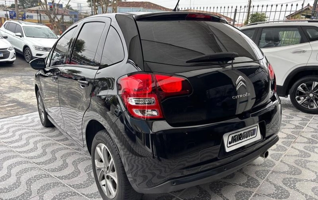 imagem-https://www.socarrao.com.br/sc-vehicle-images-prod/4372438/1792167599016-8310972_3_B_8347a218bf.jpeg