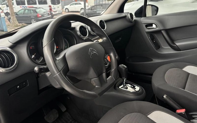 imagem-https://www.socarrao.com.br/sc-vehicle-images-prod/4372438/1792167599017-8310972_6_B_7937966d9d.jpeg
