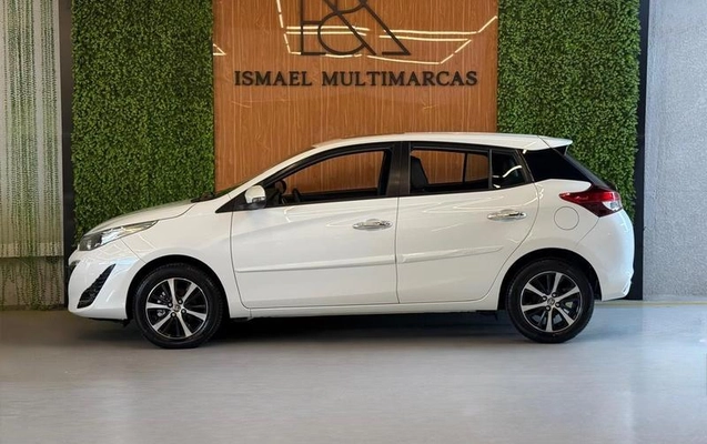 imagem-https://www.socarrao.com.br/sc-vehicle-images-prod/4372500/1792609793253-8483936_19_B_f5a87f38a1.jpeg
