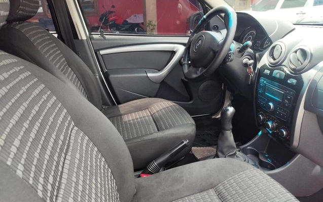 imagem-https://www.socarrao.com.br/sc-vehicle-images-prod/4372538/1792169216762-8575604_4_B_5887458b5b.jpeg