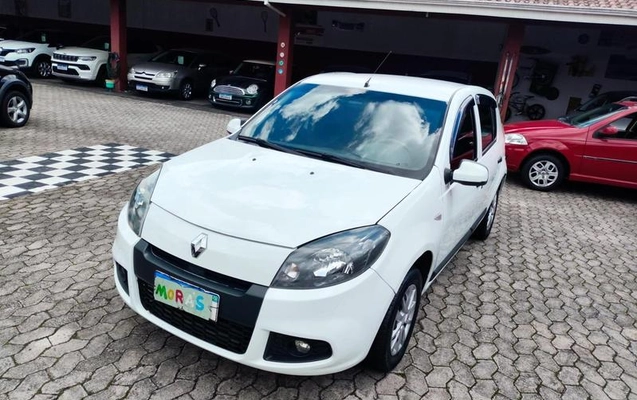 imagem-https://www.socarrao.com.br/sc-vehicle-images-prod/4372538/1792169216770-8575604_16_B_fb114e47e6.jpeg
