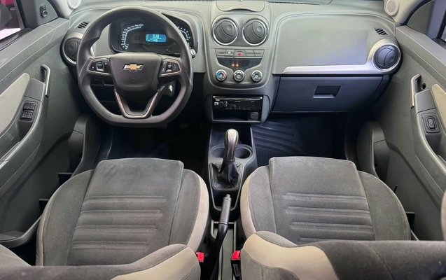 imagem-https://www.socarrao.com.br/sc-vehicle-images-prod/4372548/1792168870926-87217cbb-4d02-456a-93ab-491a02de7b06.jpg