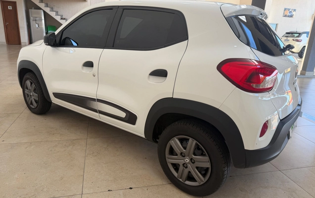 imagem-https://www.socarrao.com.br/sc-vehicle-images-prod/4372549/1792168879900-0b33c394-9445-4135-8f73-d6d52bdc29f5.jpg