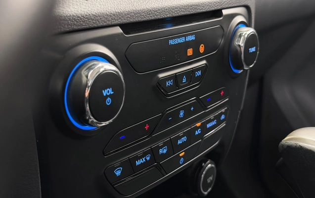 imagem-https://www.socarrao.com.br/sc-vehicle-images-prod/4372565/1792169023939-8cec4051f95b4048ab20fe0e3ee97456_1792095490706.jpg