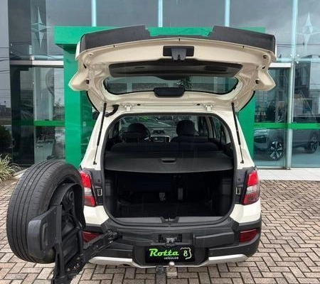 imagem-https://www.socarrao.com.br/sc-vehicle-images-prod/4372618/1792169181746-8574917_9_B_fe6adf895f.jpeg