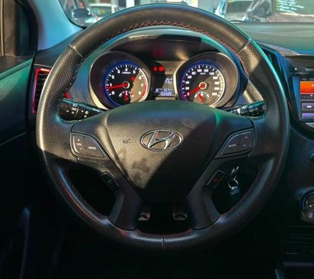 imagem-https://www.socarrao.com.br/sc-vehicle-images-prod/4372641/1792248355569-8577886_16_B_09f7214617.jpeg